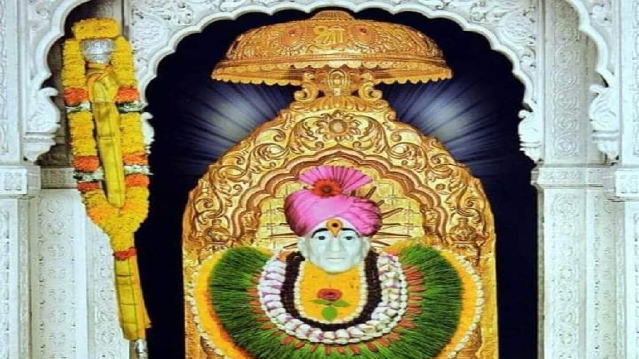 Temple: 31 डिसेंबरनिमित्त शेगावचे गजानन महाराज मंदिर 24 तास खुले; अक्कलकोटमध्ये गर्दी