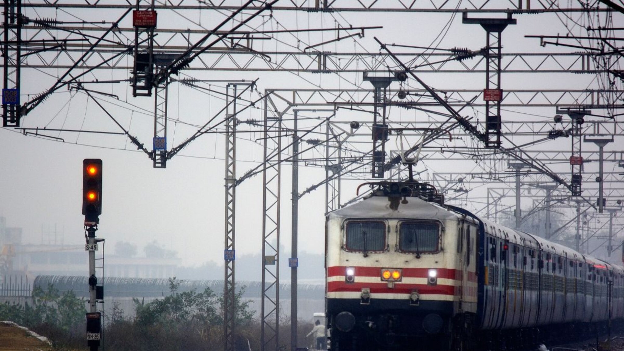 Train Horn Meaning : ट्रेनचा भोंगा काय सांगतो? समजून घ्या प्रत्येक हॉर्नचा अर्थ