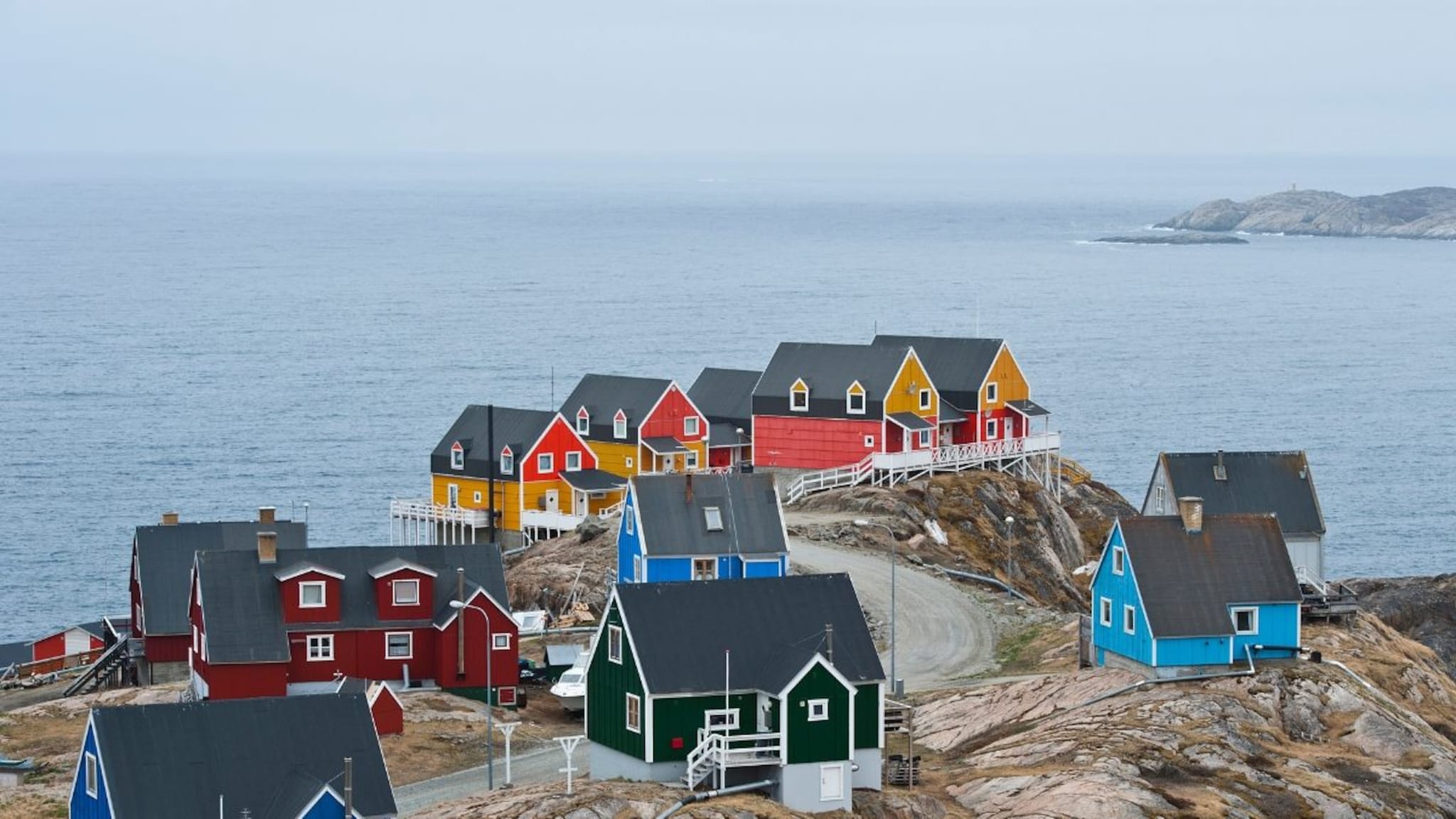 GK : अनोखं बेट! ज्याचं नाव ग्रीनलँड; पण हिरवळच नाही! अनेक गोष्टींसाठी आहे जगात प्रसिद्ध