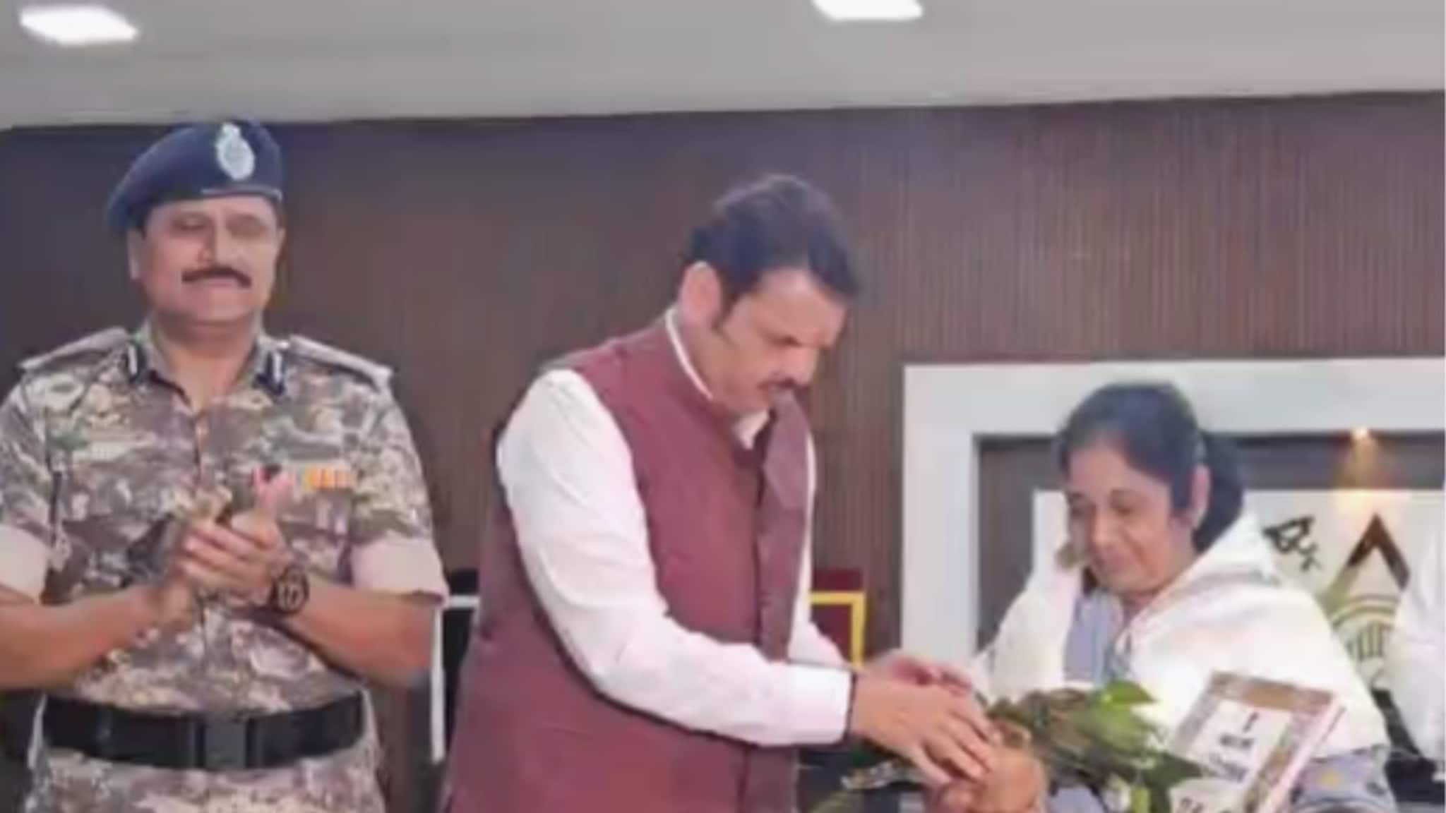 1 कोटीचं बक्षीस, 170 गुन्हे, 38 वर्षाची दहशत; जहाल माओवादी तारक्काचं मुख्यमंत्र्