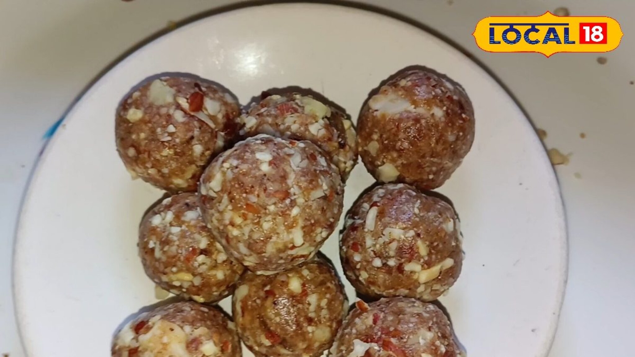 मुलं घरात नीट जेवत नाही? मग बनवा हा खास लाडू, सोपी रेसिपी