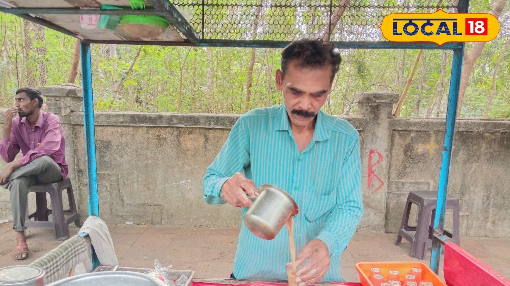 नोकरीत पगार परवडत नव्हता, थेट राजीनामा दिला, आता चहा विकून IT वाल्या इतकी कमाई