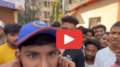 मराठी बोलायला भाग पाडतोस? जमावाने मराठी तरुणाला घेरलं, कान पकडून माफी मागायला लावली
