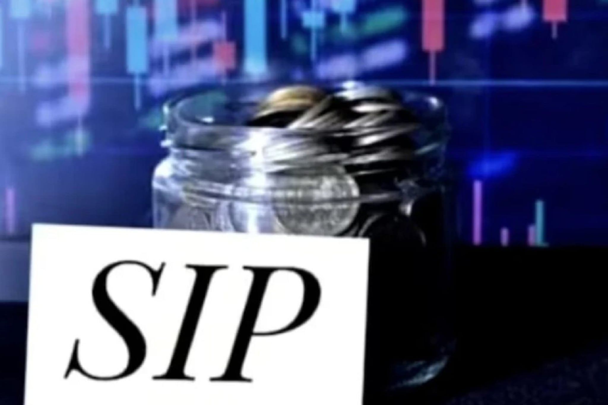 शेअर मार्केटमध्ये अस्थिरता, SIP चं काय करावं? तज्ज्ञांनी दिला सल्ला