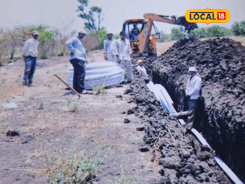 दरम्यानच्या काळात येथील स्थानिक आमदार जयंत पाटील यांच्या प्रयत्नातून सच्छिद्र निचरा प्रणाली प्रकल्प उभारण्यास सुरुवात झाली होती. मात्र काही काळानंतर निधी अभावी ही योजना शासनाकडून उपेक्षित राहिली आहे. शासनाने निराशा दाखवली तरी शेतजमिनींचे कोठ्यावधींचे नुकसान होत असल्याने सलगर बंधूंनी स्वतःच्या खिशातून पैसे घालून नऊ एकर शेतजमिनीवर सच्छिद्र निचरा प्रणाली उभारली आहे. यासाठी त्यांनी तज्ज्ञांच्या मार्गदर्शनाने घेतले आहे.