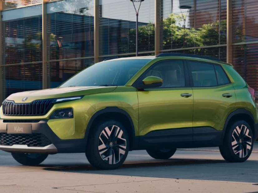 Skoda च्या MQB-A0-IN प्लॅटफॉर्मवर बनवलेल्या, Kylaq चे इंटीरियर उत्तम असंच आहे, ज्यामध्ये Apple CarPlay आणि Android Auto सह १०.०-इंच टचस्क्रीन, डिजिटल इन्स्ट्रुमेंट क्लस्टर आणि मागील एसी व्हेंट्सचा समावेश आहे. भारतीय बाजारपेठेत सिंगल-पेन सनरूफ, कीलेस एंट्री, वायरलेस फोन चार्जिंग, व्हेंटिलेटेड फ्रंट सीट्स आणि लेदरेट अपहोल्स्ट्री यासारख्या मागणी असलेले फिचर्स दिले आहेत. 