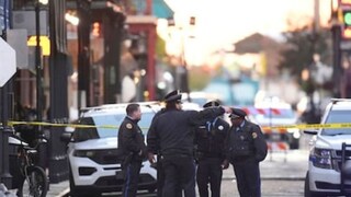 नरसंहारावर उतरला ड्रायव्हर; पोलिसांवरही झाडल्या गोळ्या, अमेरिका दहशतवादी हल्ल्याने हादरली