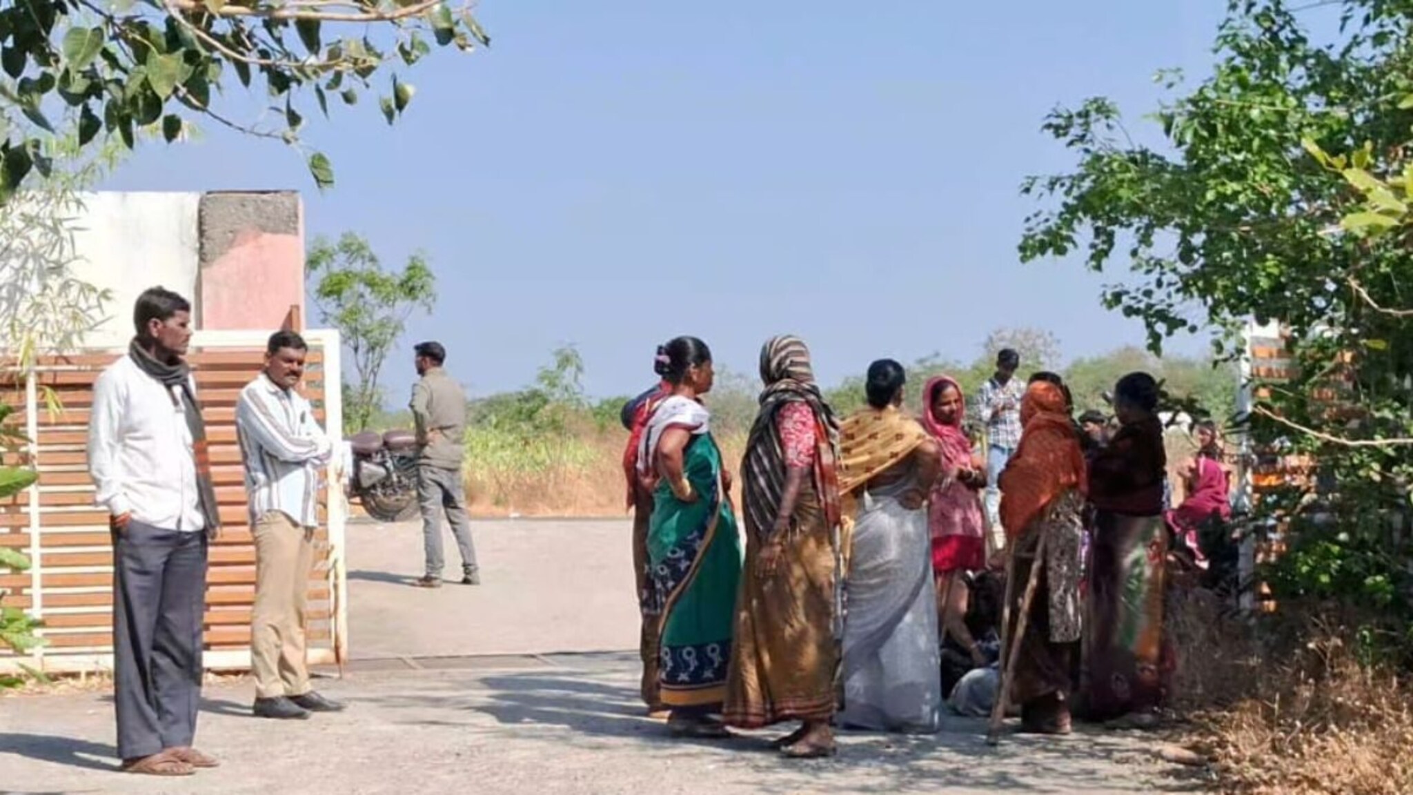 धाराशिव हादरलं! भावकीच्या भांडणात मध्यरात्री पडला रक्ताचा सडा, तिघांचा मृत्यू