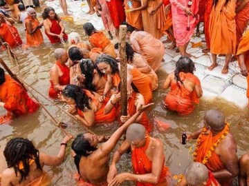 नागा साधू महिलांचे अज्ञात रहस्य, जगतात असं आयुष्य कोणी विचार देखील करणार नाही