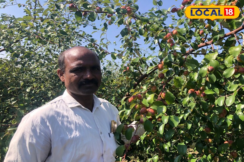 पारंपारिक पिकांमधून खर्च काढला तर हातामध्ये काहीही उरत नाही त्यामुळे शेतकऱ्यांनी नवीन काहीतरी पिकी केली पाहिजेत. नवीन पिके केल्याशिवाय आपल्या हातात चार पैसे उरणार नाहीत. शेतकऱ्यांनी शेती करत असताना पारंपरिक पिकांबरोबरच नवनवीन प्रयोग करावेत. त्यातून चांगला आर्थिक फायदा मिळवावा, असे आवाहन डासाळ यांनी शेतकऱ्यांना केले. (नारायण काळे, प्रतिनिधी)