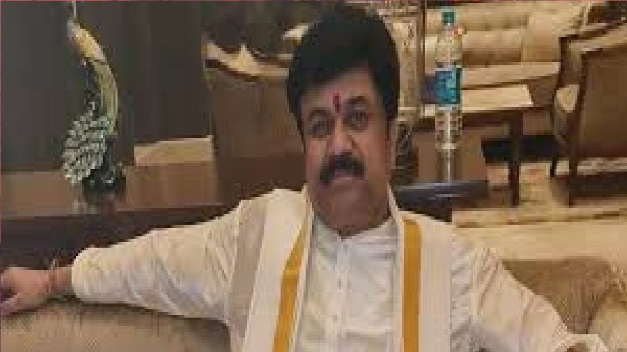 Walmik Karad : वाल्मिक कराडच्या नावे परदेशातही संपत्ती? सरकारी वकिलांच्या दाव्यावर भुवया उंचावल्या