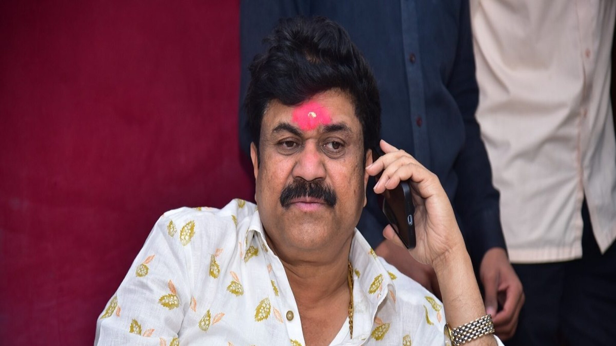 Walmik Karad : कराडच्या दुसऱ्या पत्नीच्या नावावर आलिशान प्रॉपर्टी, मालमत्ताच्या कागदपत्रातून धक्कादायक खुलासा