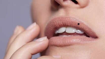 secret of moles on women's bodies secret of moles on women's bodies