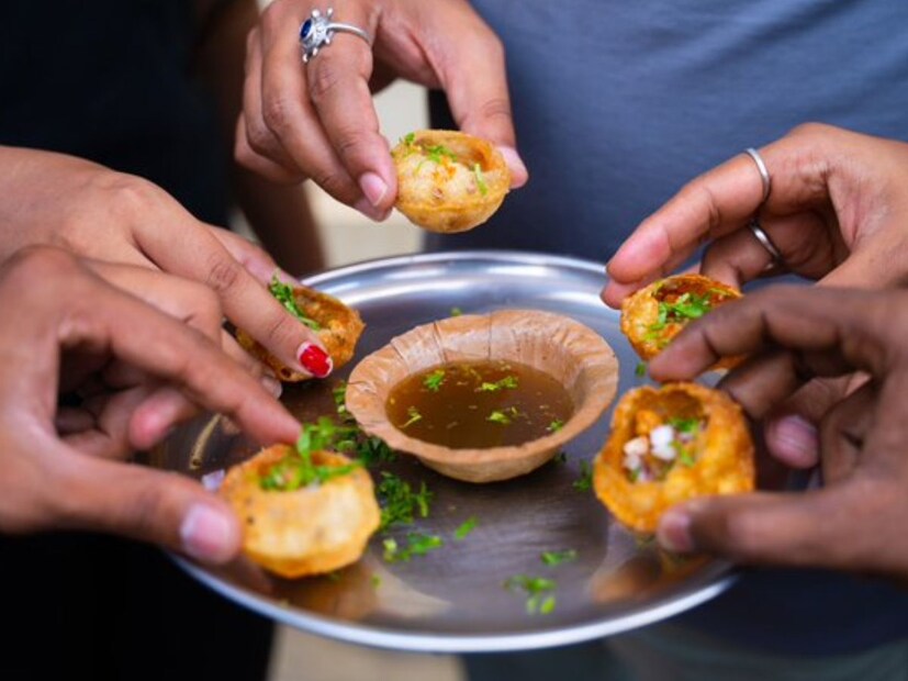 मला वाटलं की, आपण पण आपल्या दुकानात या पध्दतीच्या ऑफर ठेवून शकतो म्हणून त्यांनी दोन वर्षापूर्वी पासून आशा आकर्षण ऑफर द्याला सुरू केली आहे. यामुळे ग्राहकमध्ये वाढ झाली आहे.