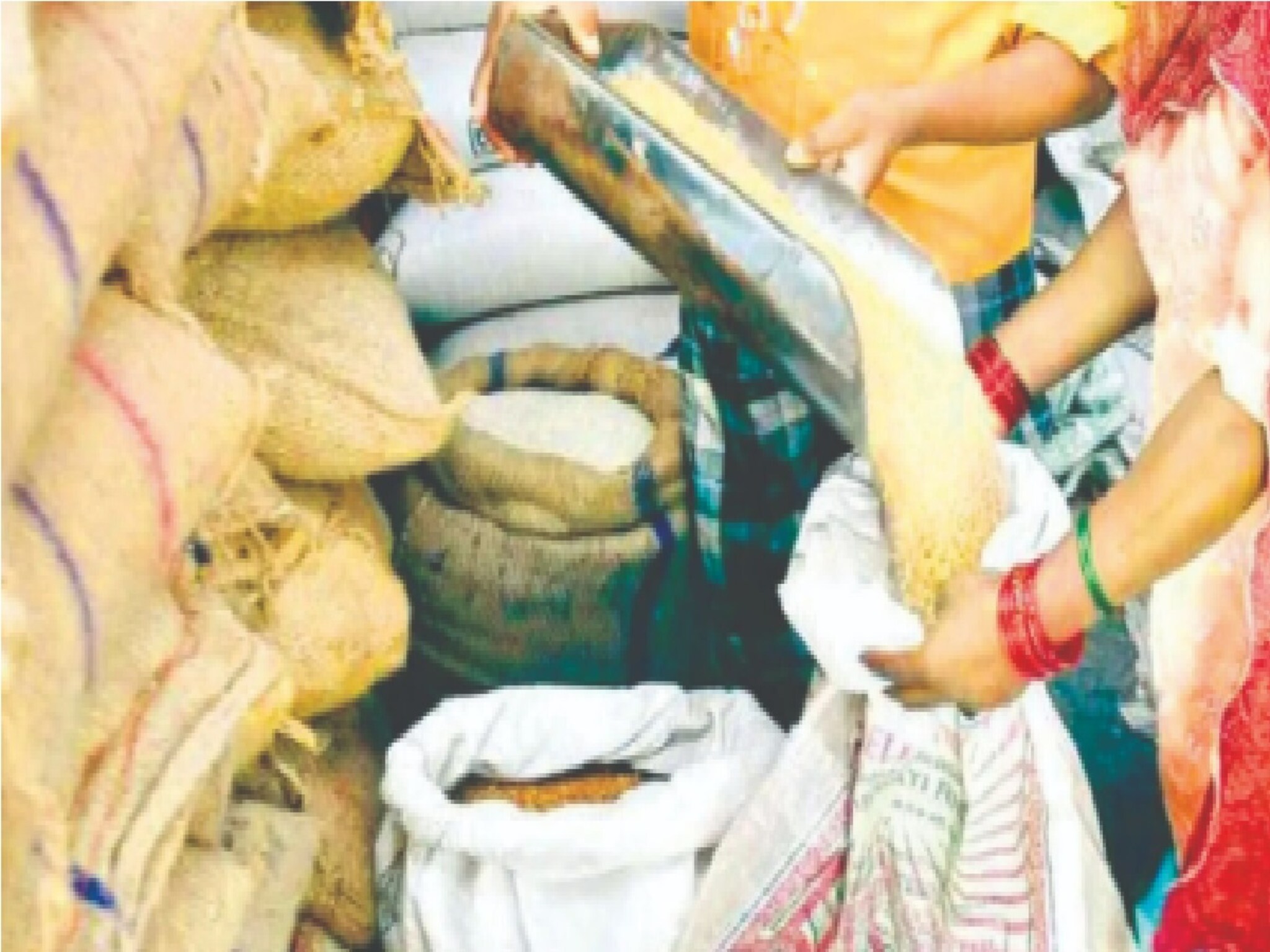 स्वस्त धान्य बंद करण्याची तारीख ठरली! 'या' लाभार्थ्यांना मिळणार नाही लाभ