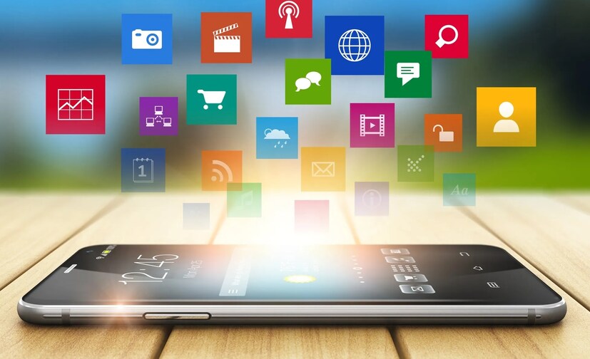 या खबरदारी घ्या: कोणत्याही अज्ञात लिंक किंवा कॉलद्वारे अ&#x200d;ॅप्स डाउनलोड करू नका. विश्वसनीय संस्थेने आवश्यक असल्याशिवाय स्क्रीन शेअरिंग अ&#x200d;ॅप्स इन्स्टॉल करू नका. सोशल मीडियावर तुमची गोपनीयता सेटिंग्ज मजबूत करा आणि तुमची पर्सनल माहिती मर्यादित प्रमाणात शेअर करा. बँकिंग सर्व्हिस वापरताना कोणालाही स्क्रीन अ&#x200d;ॅक्सेस देऊ नका.