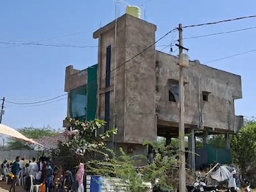 News18