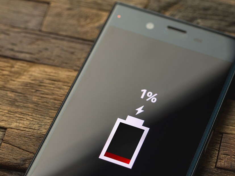 सेटिंग्ज : सर्वप्रथम तुम्हाला स्मार्टफोनच्या सेटिंग्जमध्ये जावे लागेल आणि तळाशी असलेल्या ऑप्शनवर तुम्हाला All Servicesवर स्क्रोल करावे लागेल. त्यानंतर तुम्हाला Personalize using shared dataचा एक नवीन ऑप्शन दिसेल.