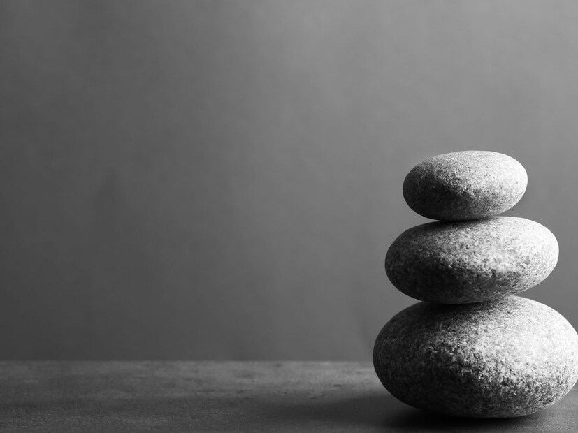 बहुतेक सर्व प्रकारचे दगड जड असतात, त्यामुळे त्यांना पाण्यात टाकले की ते तळाला जाऊन बसतात. पण असा एक खास दगड आहे, जो कितीही वेळा पाण्यात टाका, तो कधीच बुडत नाही.