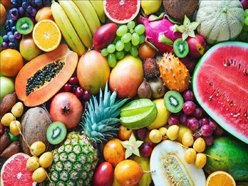 Romantic Fruit : लालबुंद आणि रसरशीत, हे आहे 'रोमँटिक फळ', सांगा पाहू कोणतं? Romantic Fruit : लालबुंद आणि रसरशीत, हे आहे 'रोमँटिक फळ', सांगा पाहू कोणतं?