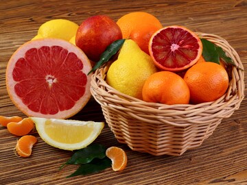 'या' फळांचं करा सेवन, ताण-चिंता-नैराश्याचा धोका 20 टक्क्याने होतो कमी, संशोधन...