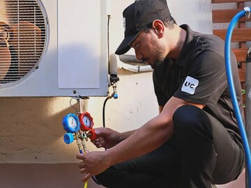 AC वापरताना अजिबात करु नका या चुका! अन्यथा एसीचा गॅस होईल लीक AC वापरताना अजिबात करु नका या चुका! अन्यथा एसीचा गॅस होईल लीक