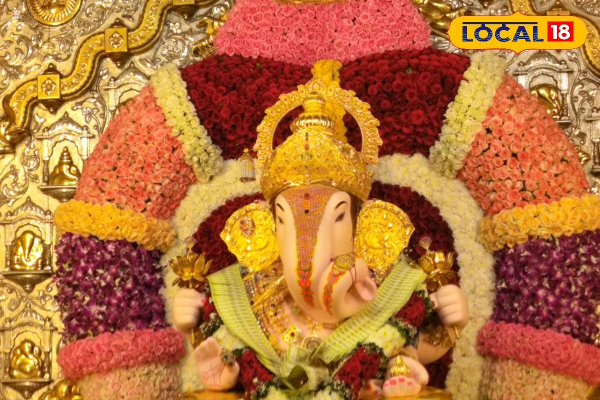 नववर्षाच्या स्वागताला बाप्पांचं दर्शन, पाडव्याल दगडूशेठ गणपती मंदिरात अलोट गर्दी