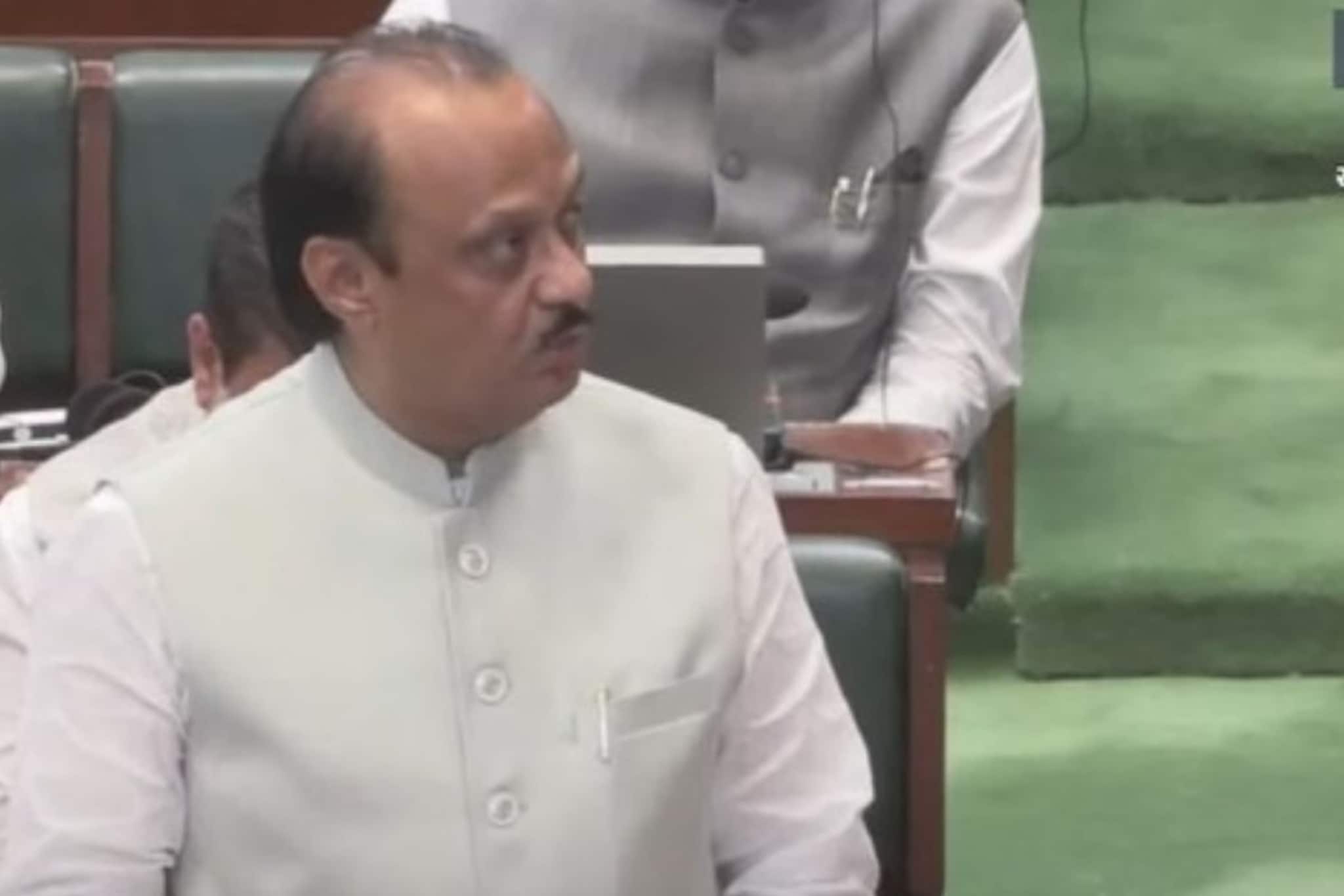 अर्थसंकल्पात पहिल्या 5 मिनिटात लाडक्या बहिणींचा उल्लेख, काय म्हणाले अजितदादा