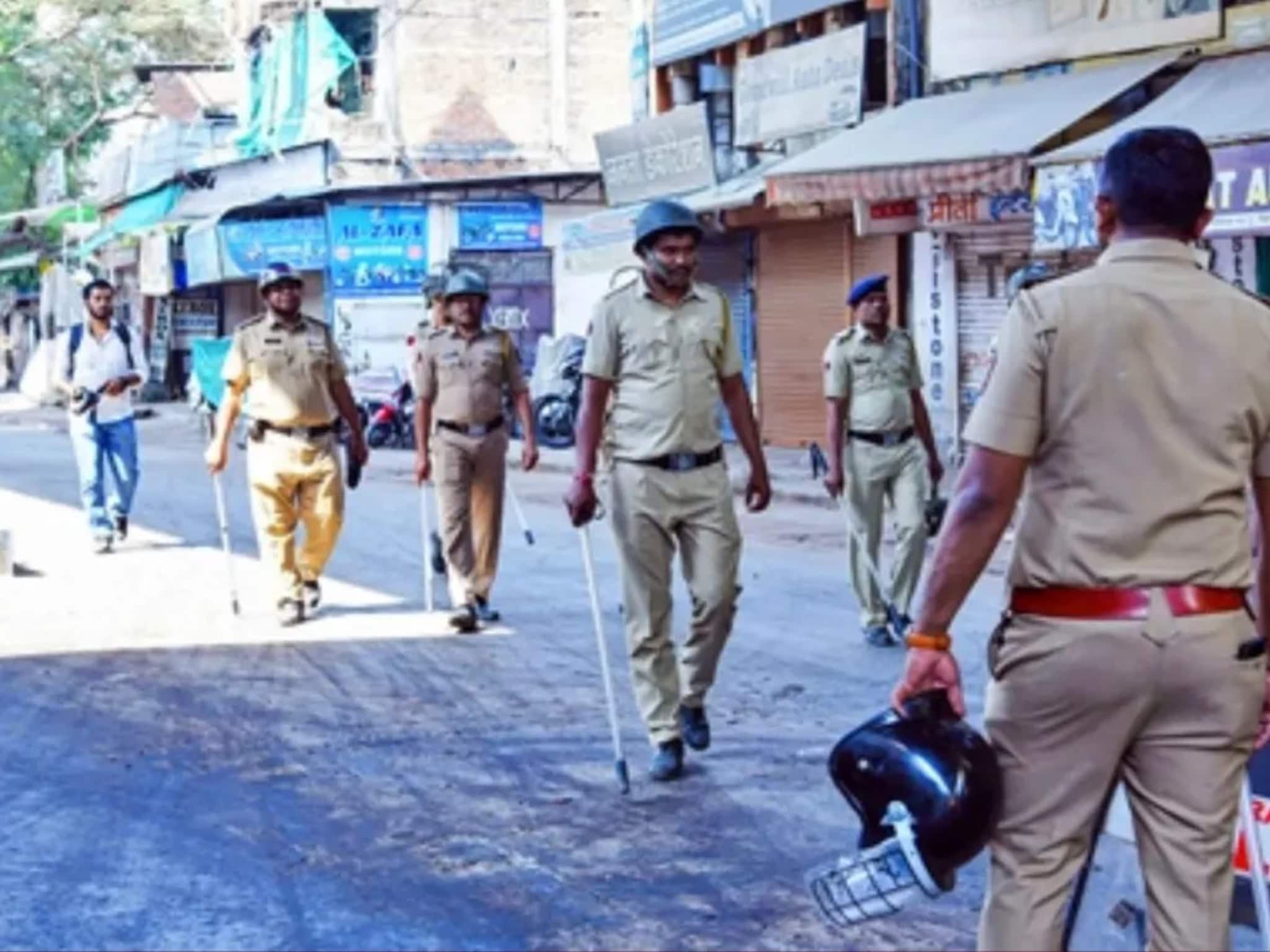 मोठी बातमी! नागपूरमधील दोन भागातील संचारबंदी हटवली, इतर ठिकाणचे काय?