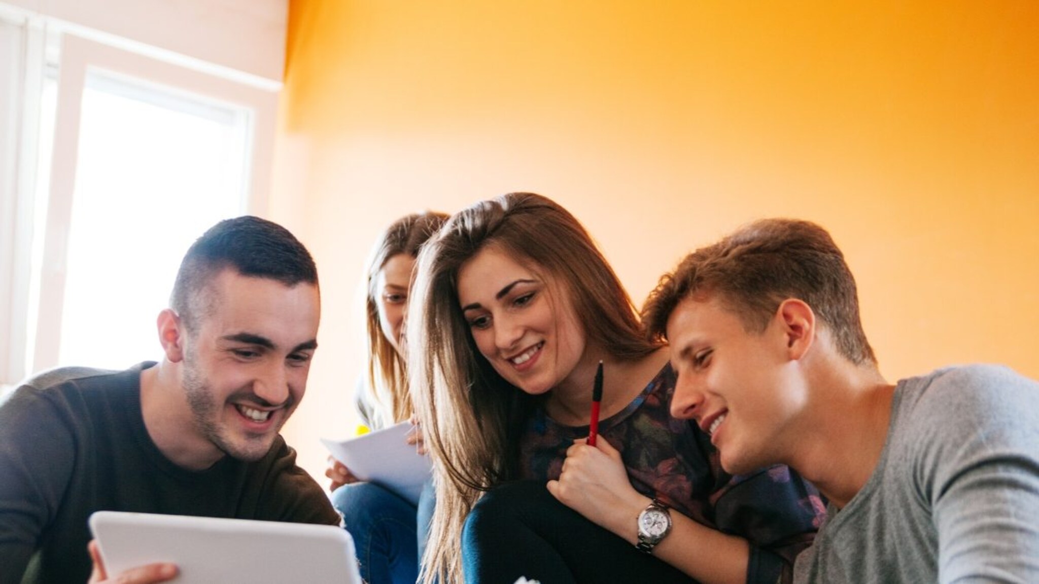 दहावीनंतर सर्वोत्तम शाखा कोणती? वेळेत घ्या निर्णय, अन्यथा आयुष्यभर करावा लागेल पश्चात्ताप!