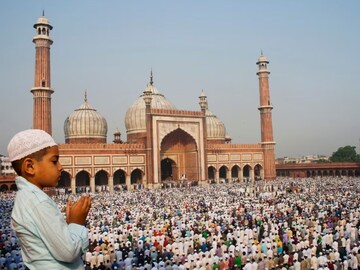 भारतातील राज्य, पण तिथं फॉलो करतात सौदी अरेबियाचे नियम, कारण काय? भारतातील राज्य, पण तिथं फॉलो करतात सौदी अरेबियाचे नियम, कारण काय?