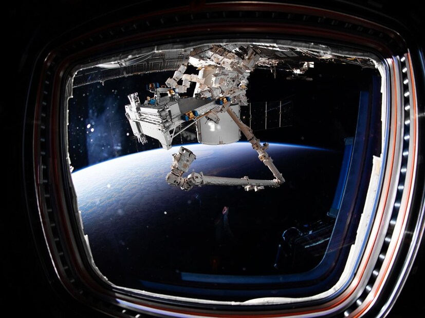   क्रू-१० नावाच्या या मोहिमेअंतर्गत, विल्यम्स, विल्मोर आणि इतर दोन अंतराळवीरांच्या जागी चार सदस्यांची एक नवीन टीम आयएसएसमध्ये पाठवण्यात आली आहे.