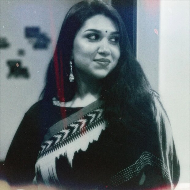 'दबंग 3' च्या शूटींग दरम्यान सलमान खानसोबतचे तिचे कसे संबंध होते हे तिने सांगितले. सलमान खानला समोर पाहून तिला आश्चर्य वाटल्याचे स्टारकिडने सांगितले.