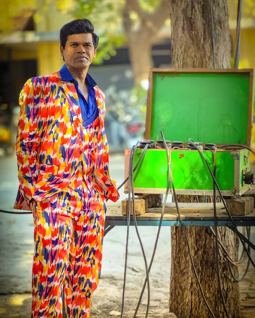  &quot;तेव्हा मला माहित नव्हतं की भाड्याच्या घरावर भाडेकरूची नेमप्लेट लागत नाही. तेव्हा ते मालक म्हणाले होते, तसं होऊ शकत नाही. आता मी आई-वडिलांची नेमप्लेट लावली आहे. ही माझ्यासाठी मिळकत आहे.”