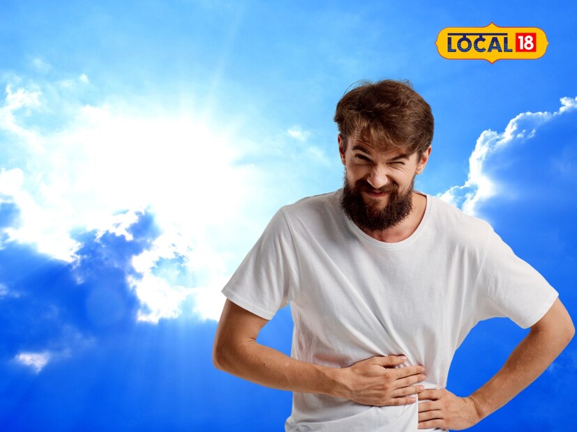 एप्रिल महिन्यातील रखरखते दुपार आणि वाढते तापमान सगळ्यांची परीक्षा घेत आहे. काही राज्यात 40 अंशांच्या वर गेला आहे आणि गरम वाऱ्यांचा परिणाम लोकांच्या पोटावर थेट दिसत आहे. या ऋतूतील सर्वात सामान्य समस्या म्हणजे पोटात होणारी जळजळ. कामात लक्ष न लागणे, बेचैनी आणि अपचनासारख्या समस्या रोजच्या गोष्टी बनल्या आहेत. एप्रिल महिन्यातील रखरखते दुपार आणि वाढते तापमान सगळ्यांची परीक्षा घेत आहे. काही राज्यात 40 अंशांच्या वर गेला आहे आणि गरम वाऱ्यांचा परिणाम लोकांच्या पोटावर थेट दिसत आहे. या ऋतूतील सर्वात सामान्य समस्या म्हणजे पोटात होणारी जळजळ. कामात लक्ष न लागणे, बेचैनी आणि अपचनासारख्या समस्या रोजच्या गोष्टी बनल्या आहेत.