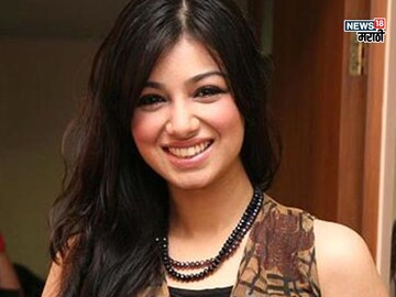 सर्जरीमुळे अभिनेत्रीची वाईट अवस्था, ट्रोलिंगनंतर झाली गायब, आता काय करतेय आयशा?