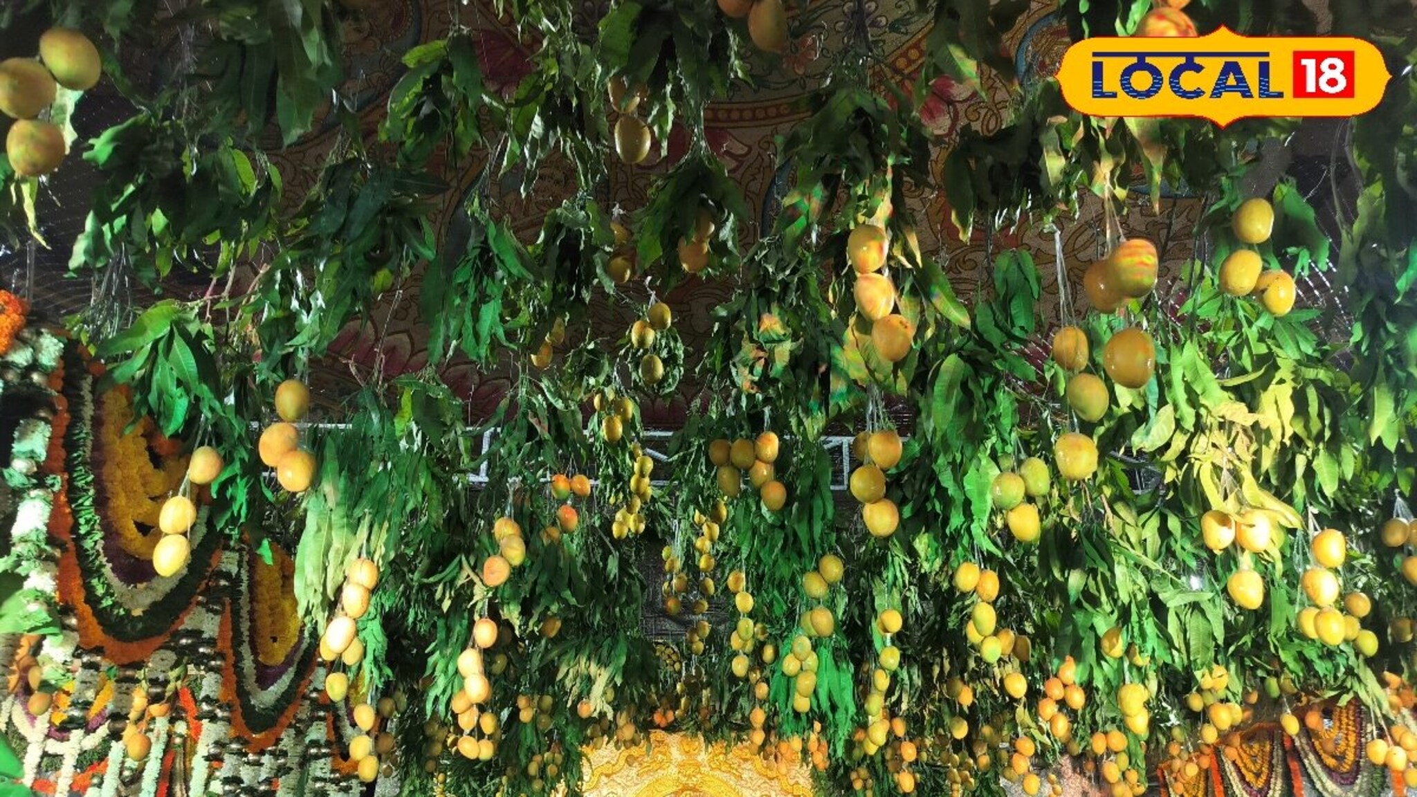 Akshaya Tritiya 2025 : अक्षय तृतीयेनिमित्त दगडूशेठ हलवाई गणपतीला खास सजावट, 11 हजार आंब्यांचा महानैवेद्य अर्पण, Video