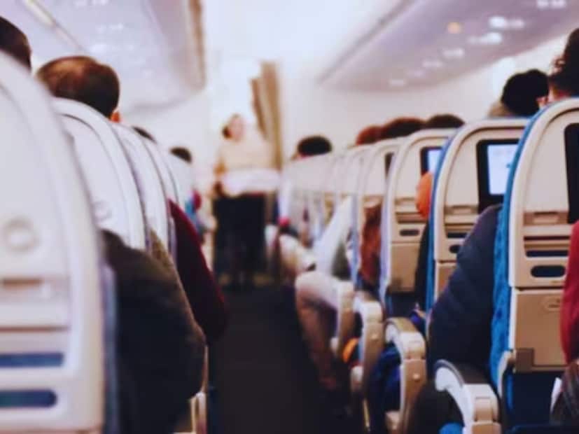 या संपूर्ण प्रकारावर इंडिगोने माफी मागितली. इंडिगोने गुरुवारी रात्री उशिरा अधिकृत निवेदन जारी केले. त्यांनी म्हटलं, 