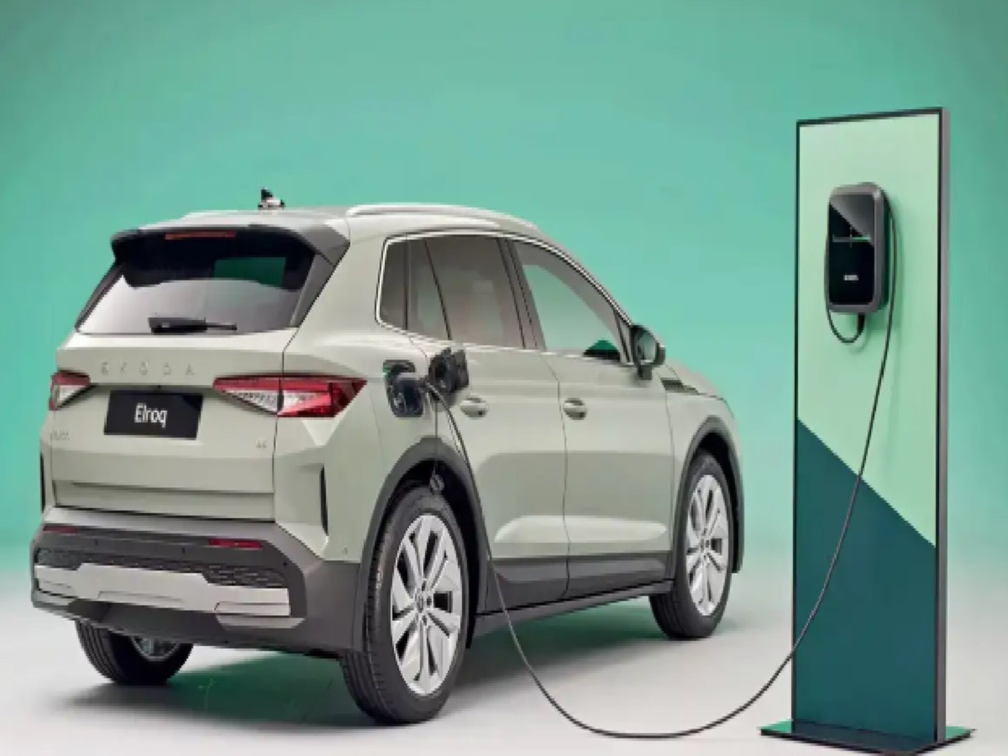 EV Car: इलेक्ट्रिक वाहनं सर्वात जास्त धोकादायक, प्रदूषण कमी नव्हे वाढणार, जगातल्या सर्वात मोठ्या कंपनीचा दावा