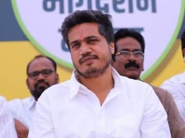 News18