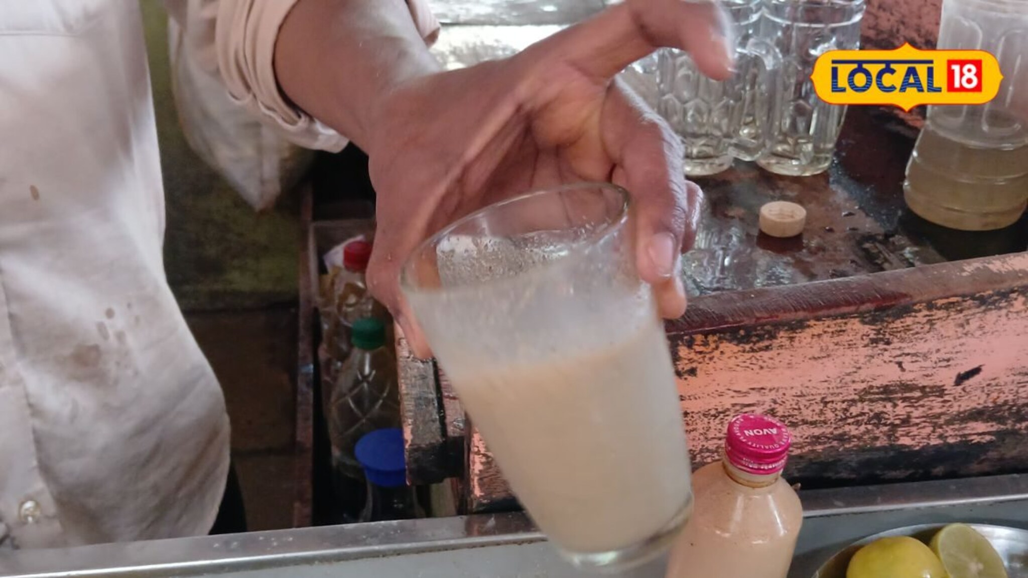 अ‍ॅसिडिटी होईल दूर, सोलापुरात मिळतेय झोंगा पेय, खवय्यांची असते पिण्यासाठी गर्दी