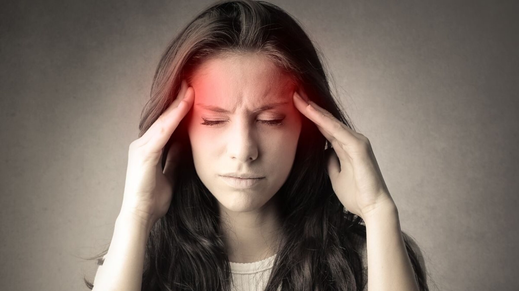 Gastric Headache : गॅसमुळे वाढते डोकेदुखी, कसं ठेवाल नियंत्रण ? या नैसर्गिक उपायांची होईल मदत