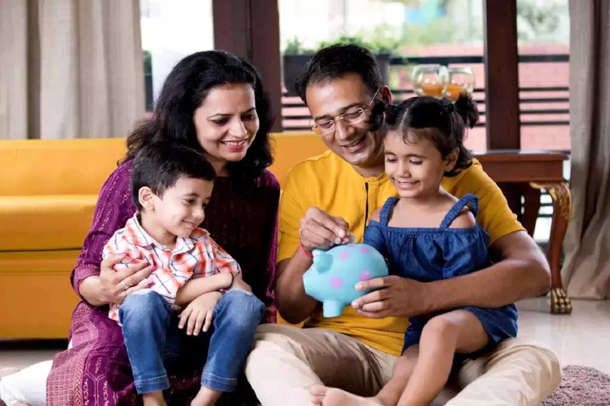 आपल्या ज्युनिअरसाठी 15 वर्ष या स्ट्रॅटेजीने करा गुंतवणूक! होईल फायदाच फायदा