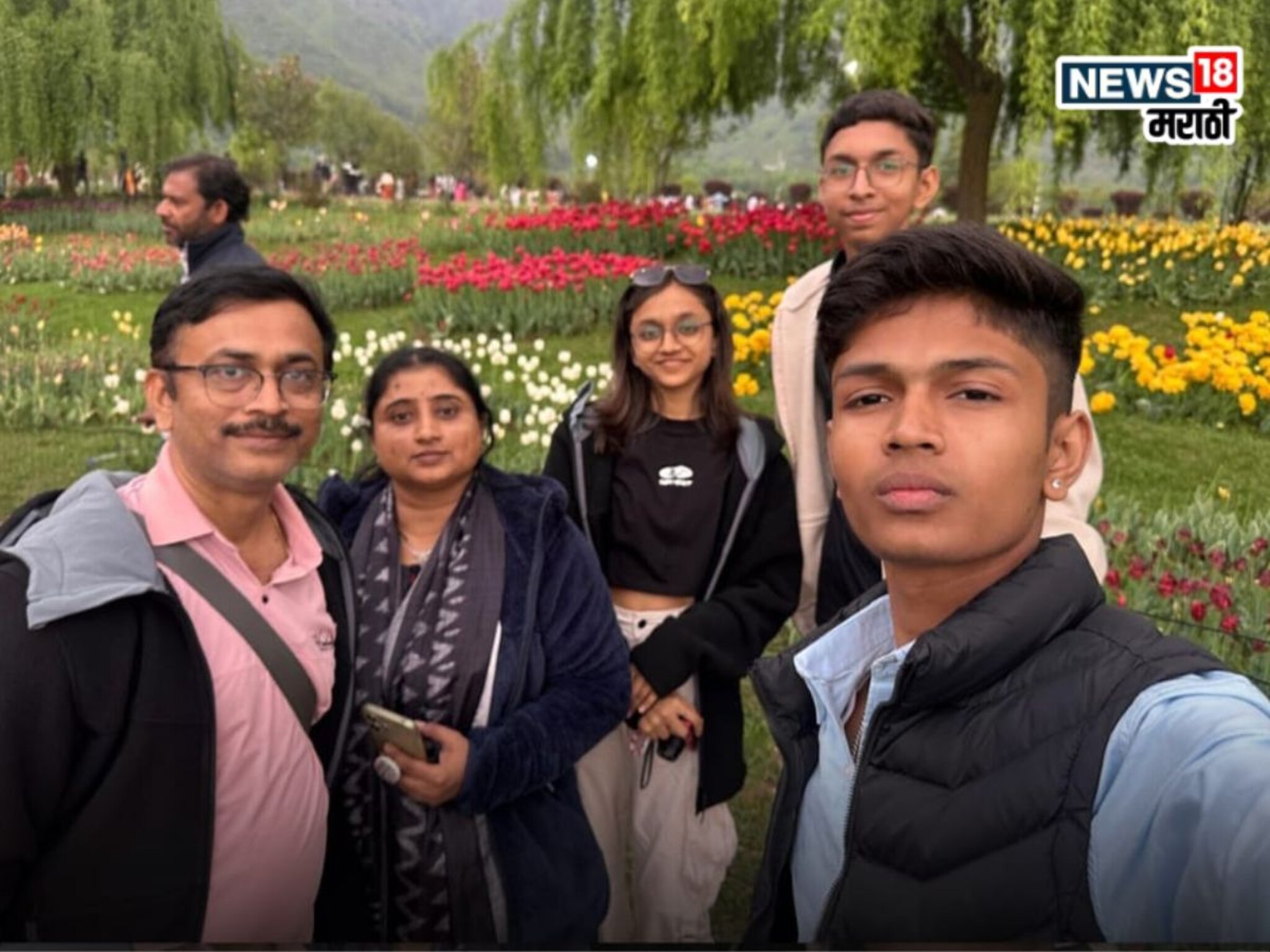 Pahalgam Terror Attack: गोळीबाराचे आवाज, किंकाळ्या...हॉटेल मालकामुळे वाचले महाराष्ट्रातील कुटुंबाचे प्राण