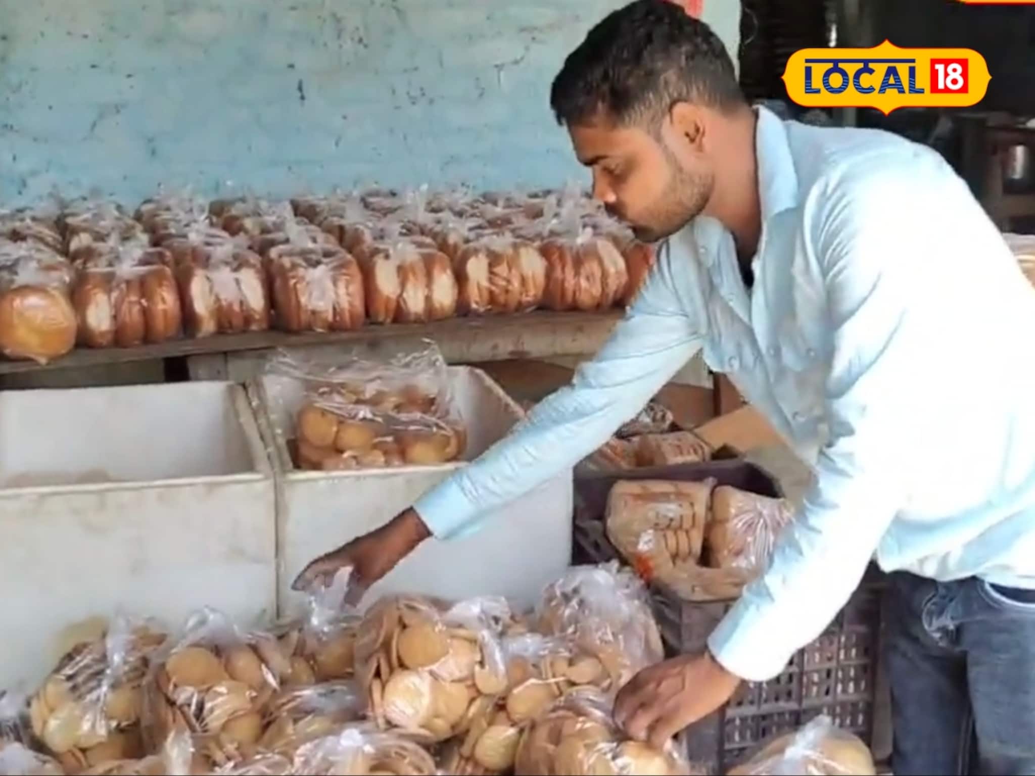 नोकरी गेली, पण हिंमत नाही हारली! तरुणाने 10 हजारात सुरू केला धंदा; आज दरमहा कमवतो 10 लाख!