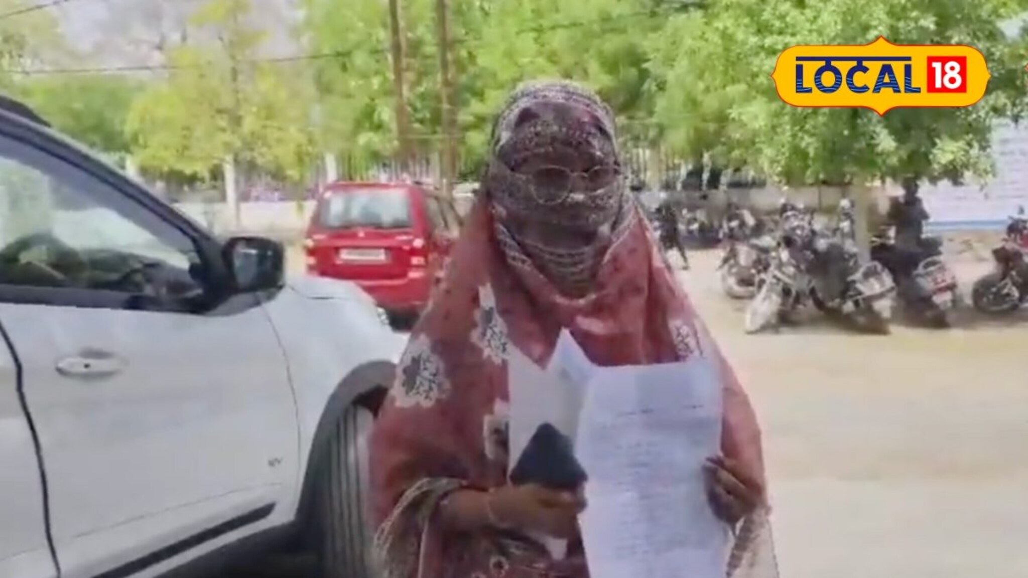 "आपण लग्न करू", असं आश्वासन देत फेसबुक फ्रेंडने ठेवले शारीरिक संबंध, आता देतोय धमकी, तरूणीला हवाय तिचा हक्क