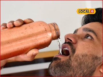 उन्हाळ्यामध्ये प्लास्टिक, माती की मेटल? पाण्यासाठी कोणती बॉटल असते स्वच्छ? उन्हाळ्यामध्ये प्लास्टिक, माती की मेटल? पाण्यासाठी कोणती बॉटल असते स्वच्छ?