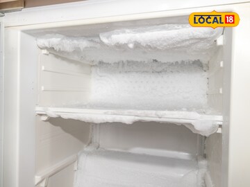 फ्रिजमध्ये बर्फाचा जाड थर तयार होतोय? टेन्शन सोडा, फाॅलो करा 'या' टिप्स... फ्रिजमध्ये बर्फाचा जाड थर तयार होतोय? टेन्शन सोडा, फाॅलो करा 'या' टिप्स...