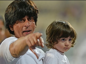 गौरी नाही तर कोण शाहरुख खानच्या धाकट्या मुलाची आई? अबरामच्या जन्माचं सत्य काय