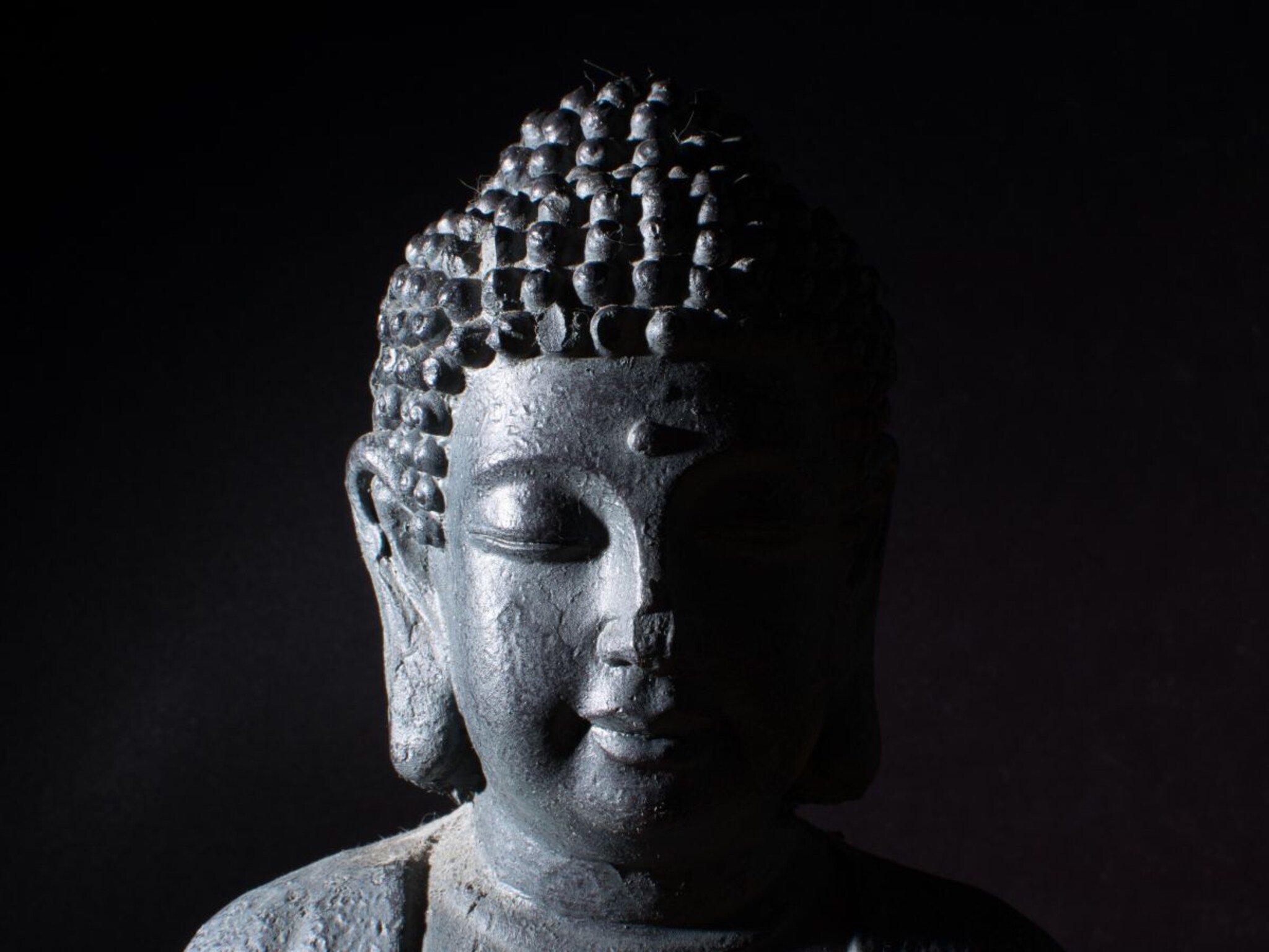 Buddha Purnima : मुकूट की केस? भगवान गौतम बुद्धांच्या डोक्यावर गोलगोल आहे ते काय?